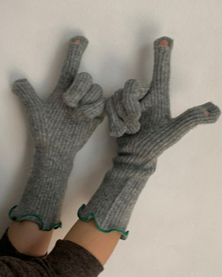 ニットフィンガーホール手袋