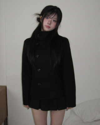 ハーフダブルハイネックウールコート