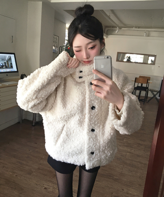 체코 양털 퍼 스웨이드 안감 무스탕 하이넥 카라 버튼 숏 코트