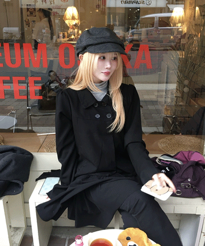 ダブルボタンショートジャケットコート