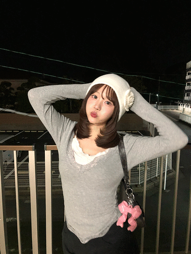 【SET】レースクロップド丈Tシャツ＋スカーフ