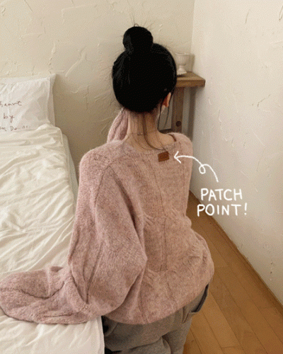 패치포인트 울 모헤어 보카시 브이넥 아방핏 꽈배기 울니트 무지개실 핑크니트