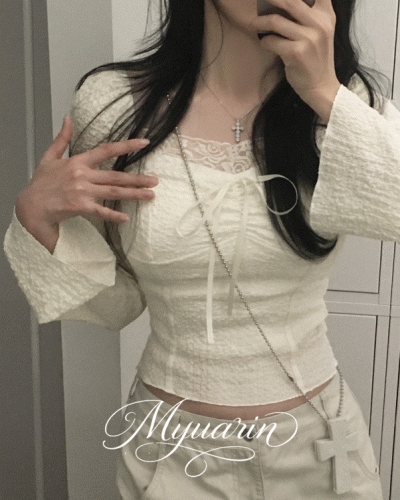 レースリボンパフブラウス