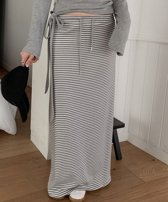 ストライプバンドロングスカート