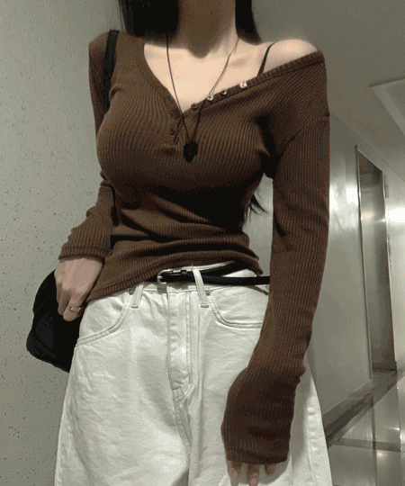 Vネックレイヤードオフ長袖Tシャツ(6color)