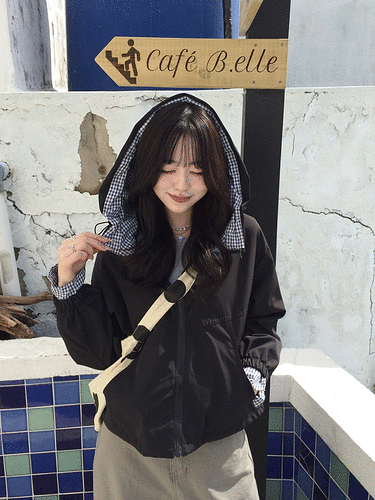 체크 포인트 후드 점퍼