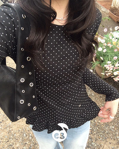 【❤️MADE】도트 프릴 긴팔 티셔츠