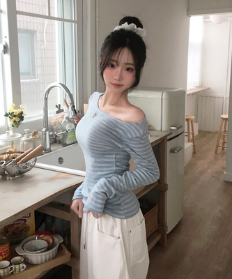 スプライトワンショルダー長袖Tシャツ