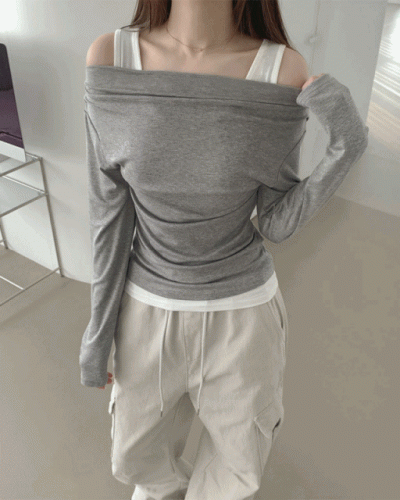 드레이프 오프숄더 니트 레이어드 일체형 티셔츠