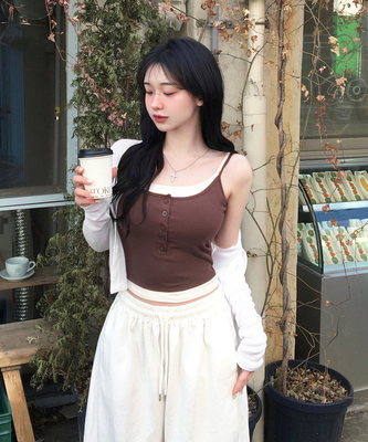 케이즈 단추 일체형 캡나시 민소매 슬리브리스 끈나시 골지 슬림핏 허리잘록핏 레이어드 캐주얼 데일리 봄신상봄나시