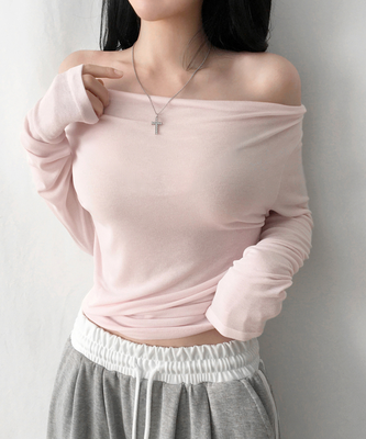 피젠 드레이프 오프숄더 티셔츠 긴팔 원숄더 핀턱 셔링 쫀쫀 여리 페미닌 러블리 데이트룩 말라핏 꾸안꾸 레이어드 봄신상간절기티셔츠