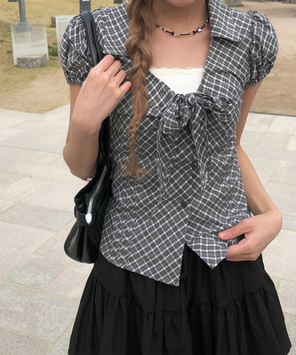 リボンパフVネックチェックシャツ