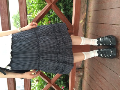 チェックミディスカート