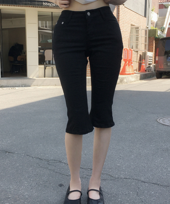 ベーシックカプリコットンパンツ