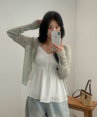 프릴 펀칭 레이스 리본나시 블라우스