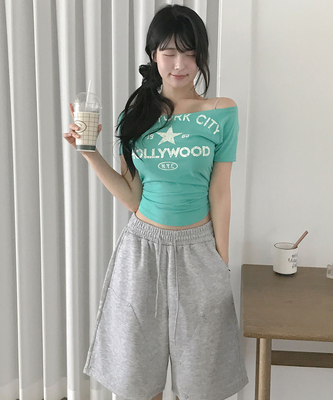 포오포 보트넥 레터링 크랙나염 밑단굴림 슬림핏 반팔 티셔츠