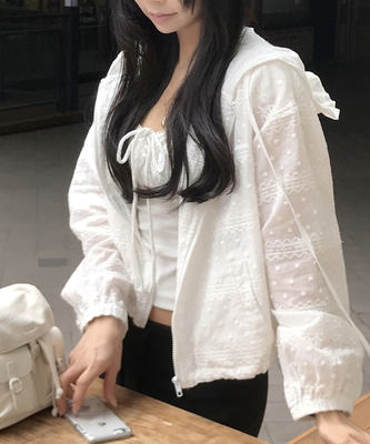 Made 밀레 시스루 프릴 도트 레이스 후드집업바람막이