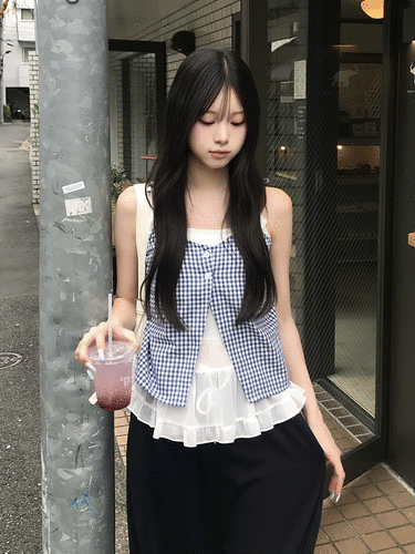 체크 프릴 레이어드 나시 블라우스