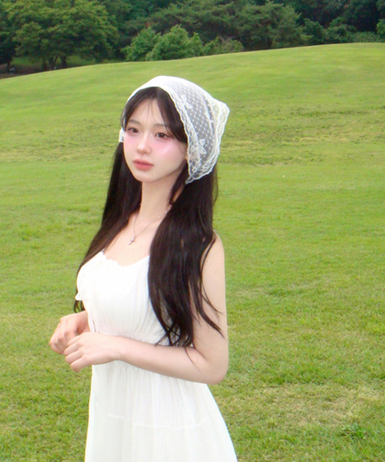 サテンフラワーシュシュ｜ヘアアクセサリー｜韓国ファッション通販 SONA