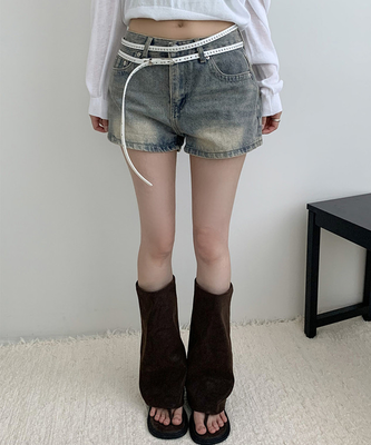 ウォッシュハイウエストデニムショートパンツ