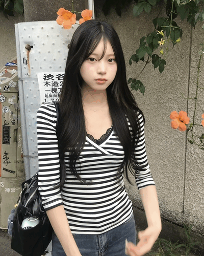크로스넥 스트라이프 슬림 티셔츠