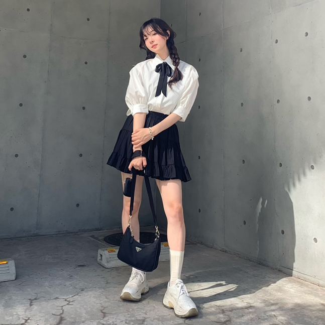 ティアードミニスカパン