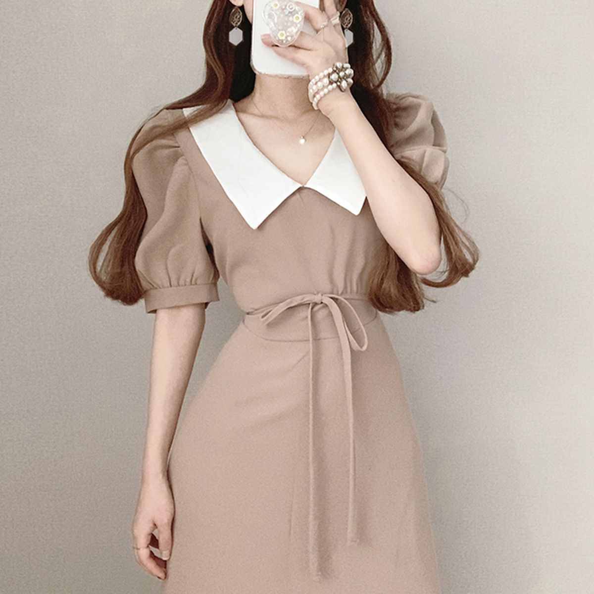 Sona 配色カラーバルーン袖シャーリングフレアワンピース 10代 代女性ファッション韓国通販