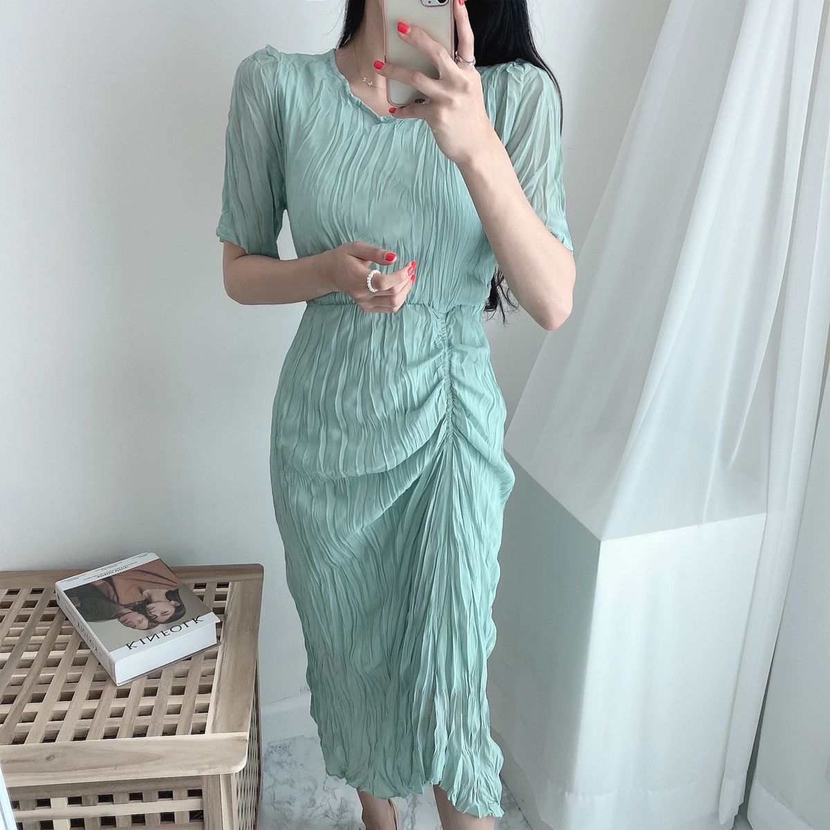 Sona クシュっとシャーリングワンピース 10代 代女性ファッション韓国通販