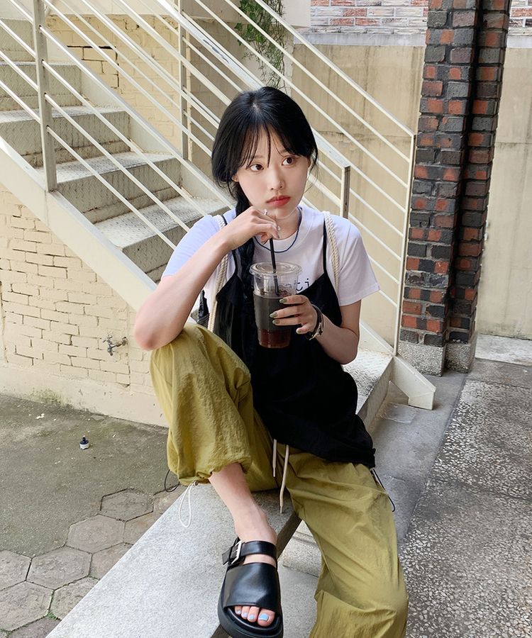 【ジョガー調節可】ピンタックバンディングパンツ OLIVE