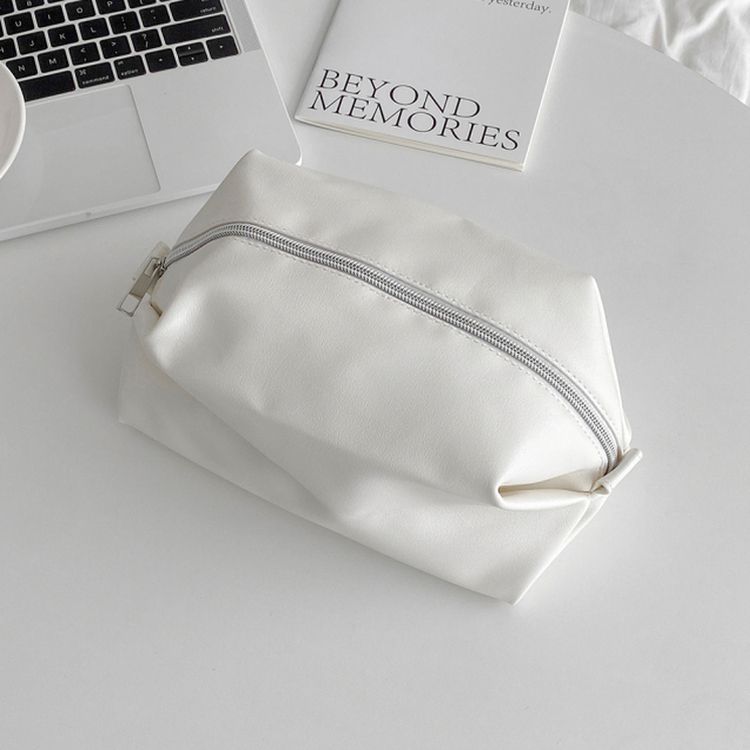 シンプルレザーポーチ IVORY