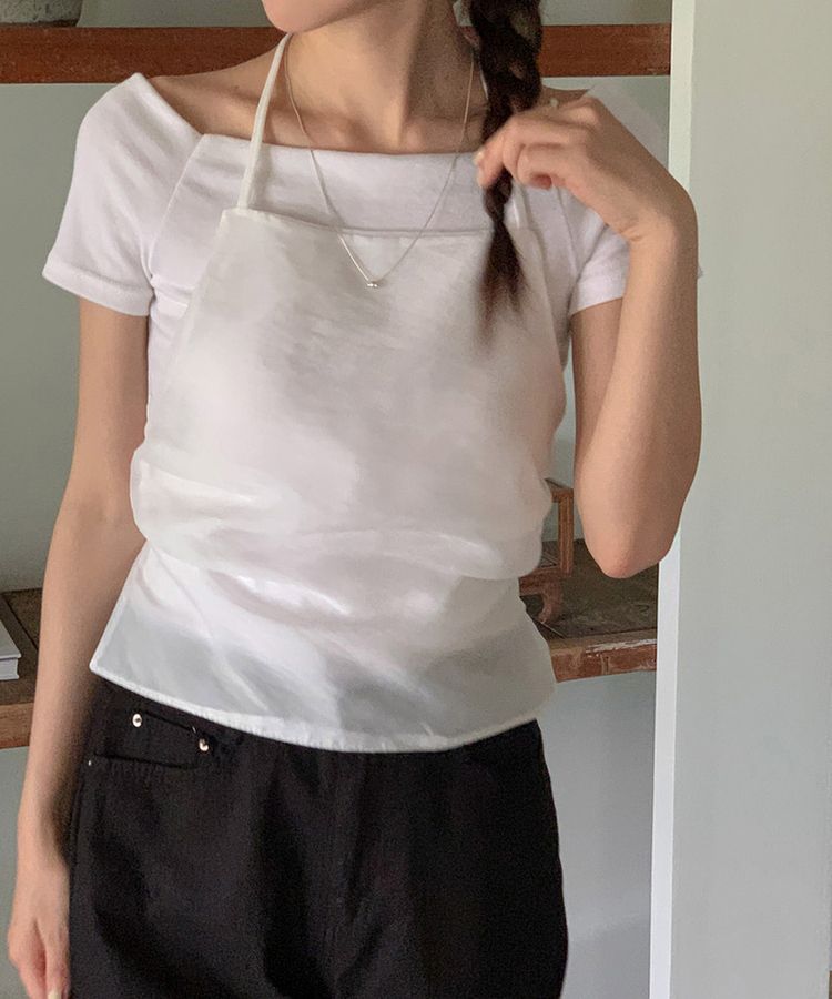 オフショルダースリムフィット半袖Tシャツ IVORY