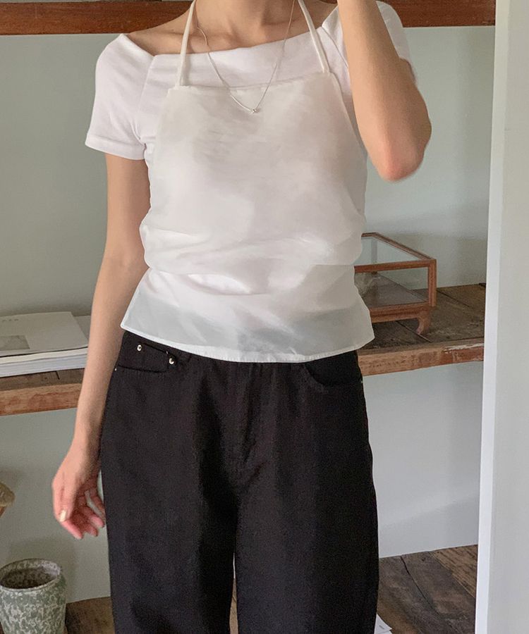 オフショルダースリムフィット半袖Tシャツ IVORY