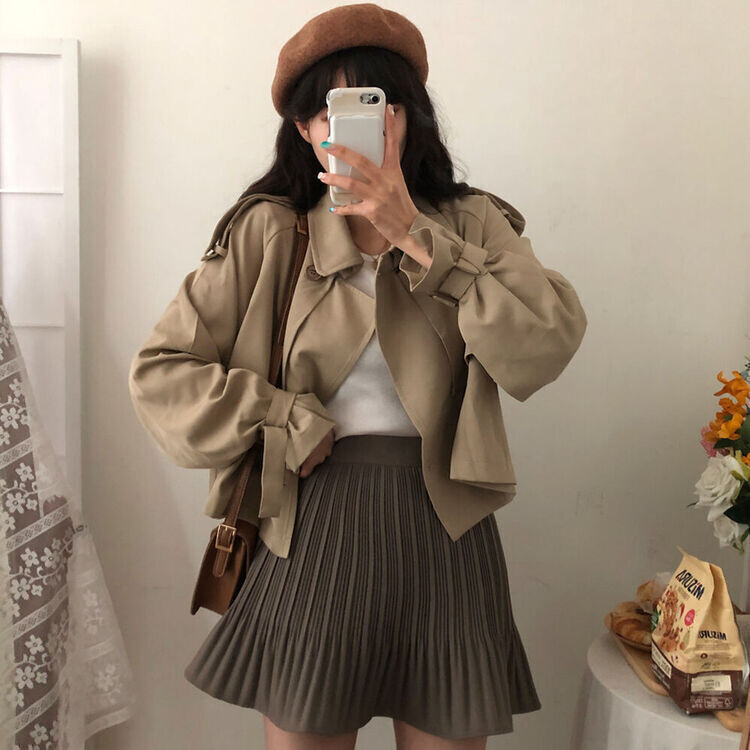 풀 디테일 크롭 트렌치 자켓 베이지