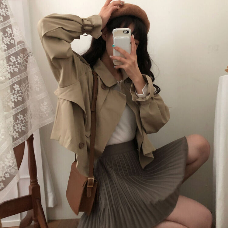 풀 디테일 크롭 트렌치 자켓 베이지