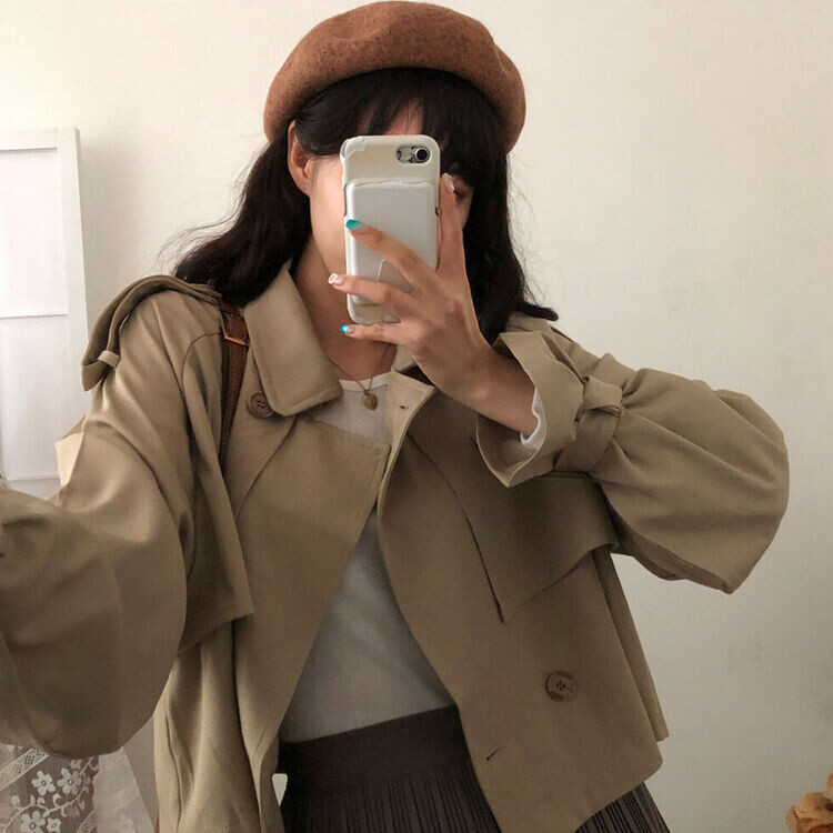 풀 디테일 크롭 트렌치 자켓 베이지