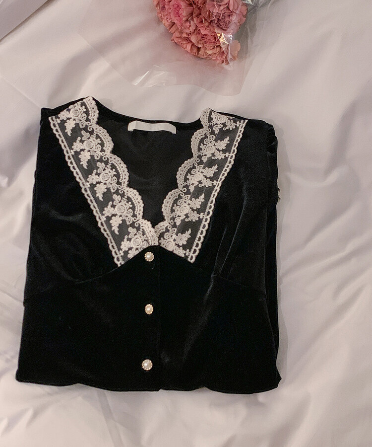 レースベルベットブラウス