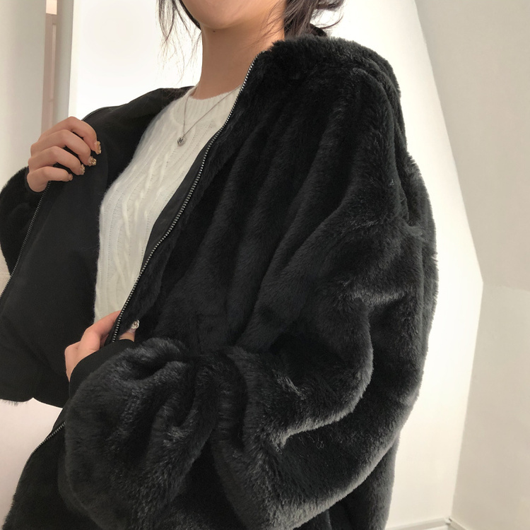 왕따숩 리버시블 항공 밍크 점퍼 무스탕 패딩 블랙