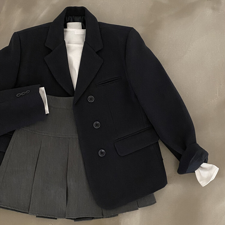 ハーフプリーツスカート