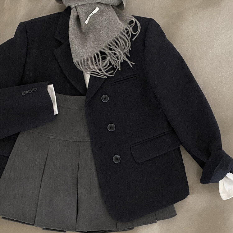 ハーフプリーツスカート