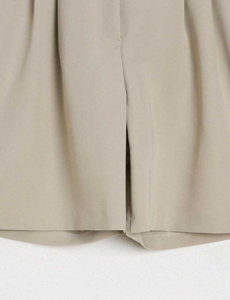 ショートパンツ ツーピンタックショートスラックス