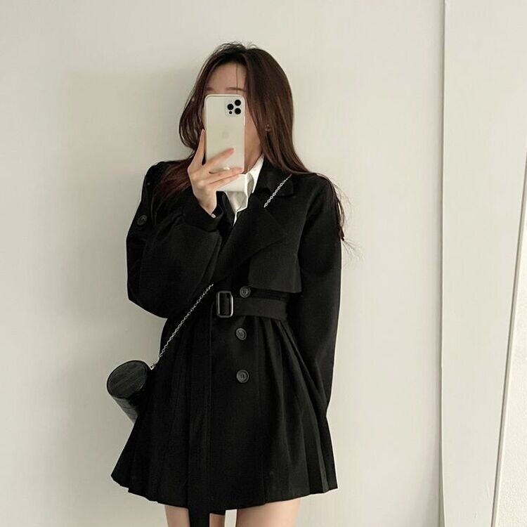 プリーツショートトレンチコート(ベルト付き) ブラック