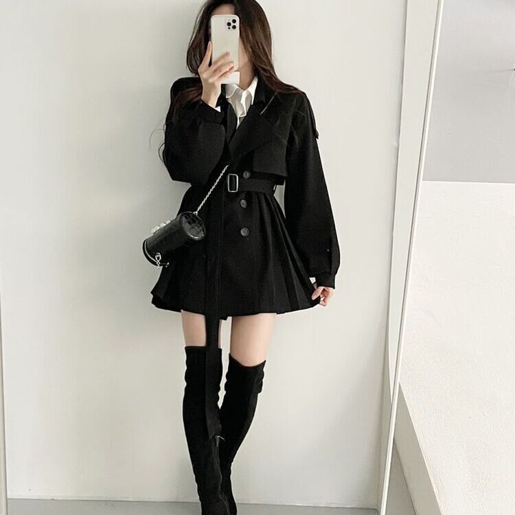 プリーツショートトレンチコート(ベルト付き) ブラック