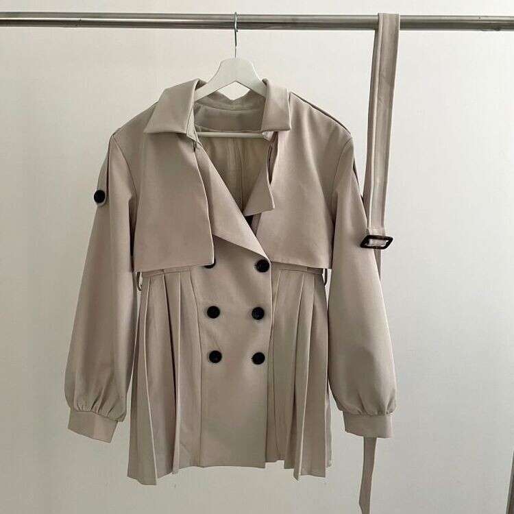 プリーツショートトレンチコート(ベルト付き)