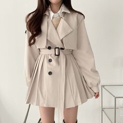 プリーツショートトレンチコート(ベルト付き) ベージュ