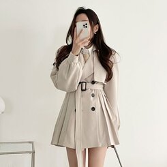 プリーツショートトレンチコート(ベルト付き) ベージュ