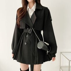 プリーツショートトレンチコート(ベルト付き) ブラック