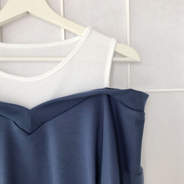 肩スリットレイヤードスウェット