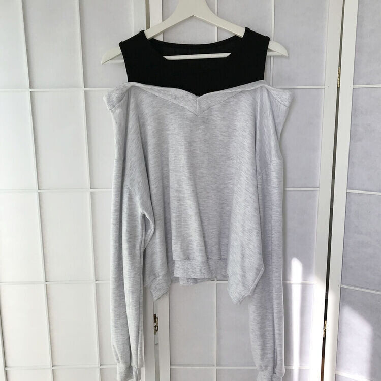 肩スリットレイヤードスウェット