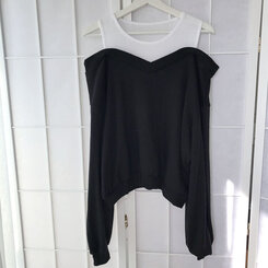 肩スリットレイヤードスウェット