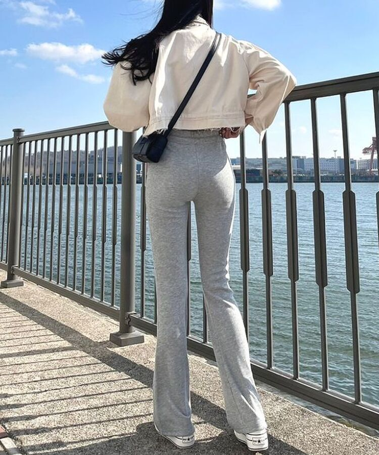 자체제작 라인업 잔골지 슬림핏 부츠컷 밴딩 트레이닝팬츠 그레이